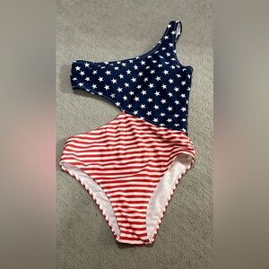 Heat one piece swimsuit size M